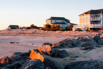 Beach homes on Edisto Island, SC coast