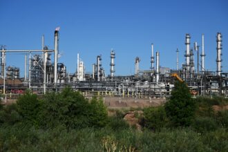 Suncor to spend $57 million to curb air pollution in Commerce City