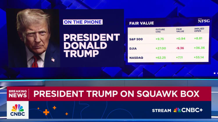 Trump says JPMorgan Chase, Bank of America rejected him as a customer