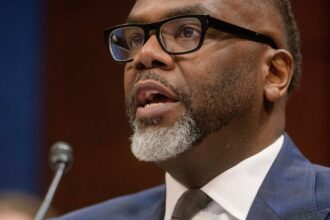 Chicago Mayor Signs Order Over 'Escalating Threats From The Federal Government'