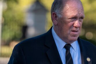 Trump's DOJ Shut Down Bribe Investigation Into Border Czar Tom Homan: Report