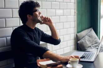 5 Best eSIMs for Digital Nomads in 2025