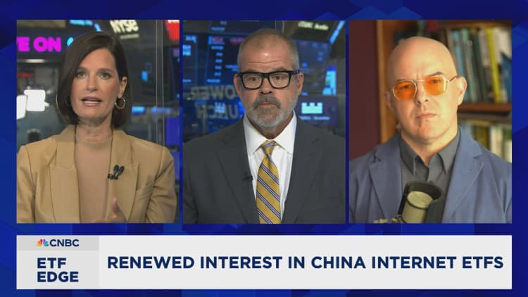 Case for investing abroad despite record U.S. market gains