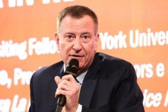 De Blasio Says Story On Him Slamming Mamdani Is 'Entirely False And Fabricated'