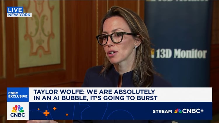 Investor Lauren Taylor Wolfe says we are 'absolutely' in an AI bubble now