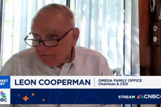 Leon Cooperman says we've reached the stage of the bull market that Warren Buffett warned about