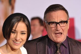 Robin Williams’ Daughter Rips Into AI Videos Of Her Dad