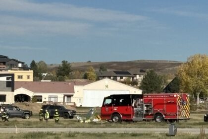 Small plane crashes at northern Colorado airport, Erie police say