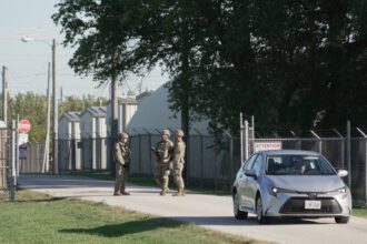 Texas National Guard Troops Now Protecting Federal Property In Chicago Area, Official Says