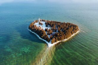 10 Best Places To Visit In Wisconsin State This Winter