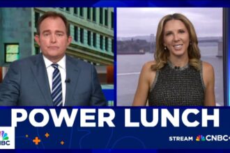 Buffett Google bet 2 decades after billionaire inspired search IPO