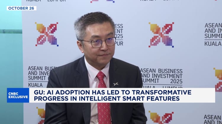 China's Xpeng to launch robotaxis, humanoid robots with own AI chips