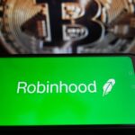 Robinhood suffers brutal weekly loss as bitcoin, AI stocks are hit hard