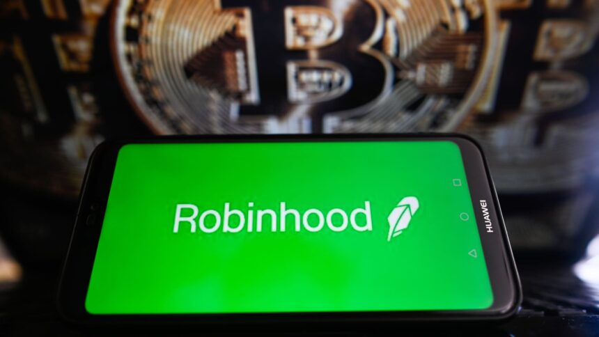 Robinhood suffers brutal weekly loss as bitcoin, AI stocks are hit hard