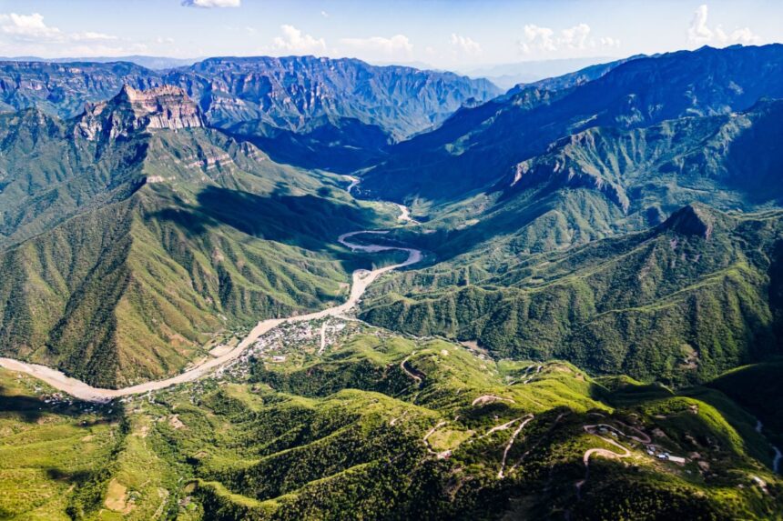 Amazing crystalline blue water of Tamul waterfall at Huasteca Potosina in San Luis Potosi, Mexico