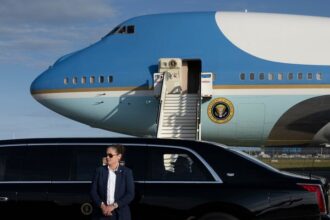 White Powder Delivered To Air Force One Base Sends Several To Hospital: Report