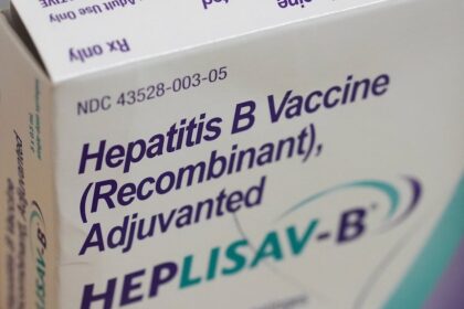 CDC Panel Of Vaccine Skeptics Votes To Delay Hepatitis B Shot For Most Babies