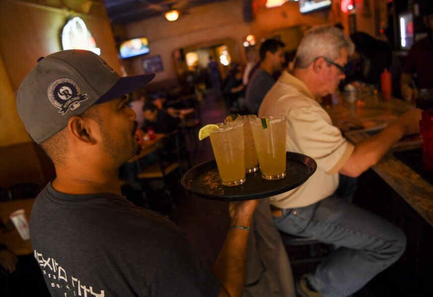 Denver minimum wage rises to $19.29 per hour in 2026