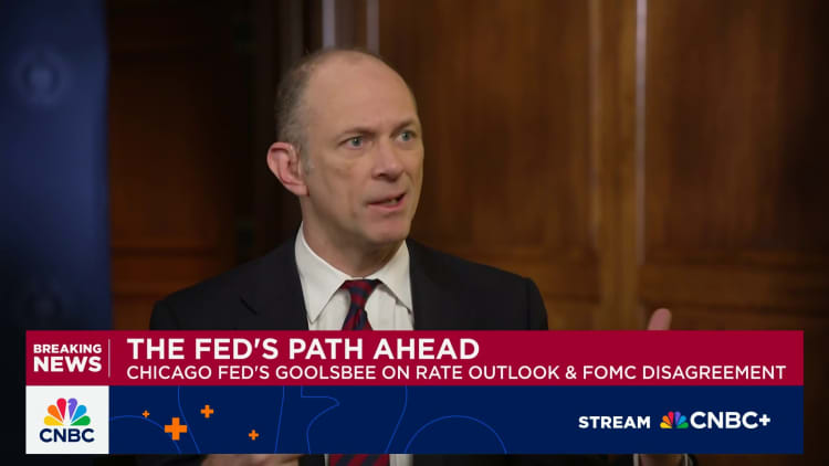 Fed's Goolsbee says he's uncomfortable front-loading too many rate cuts