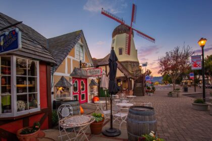 These Five Cozy California Towns Are Trending This Christmas Season