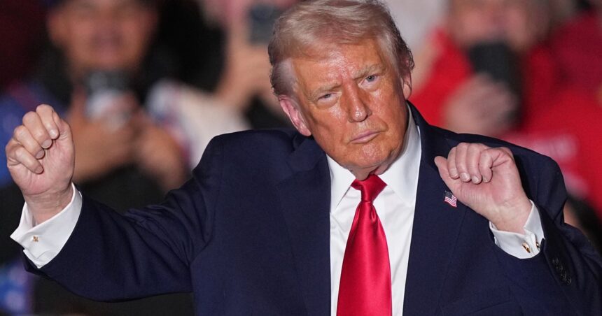 Trump’s Pencil-Thin 'Grinch' Message Has People Snapping