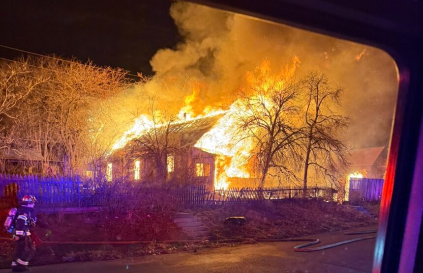 Vacant Globeville house burns down on Christmas