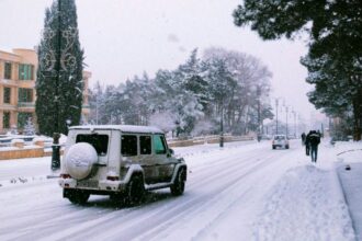 Winter Storm Disrupts 17 States: Comprehensive Travel Advisory Summary
