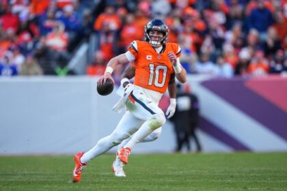 Bo Nix Breaks His Right Ankle Late In Broncos' Playoff Win, Will Have Surgery