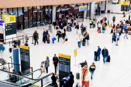 Denver airport sees 100 flights canceled, delayed Monday due to storm