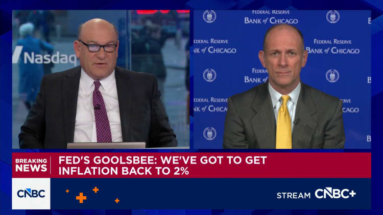 Fed's Goolsbee says inflation could come 'roaring back' if central bank independence goes away