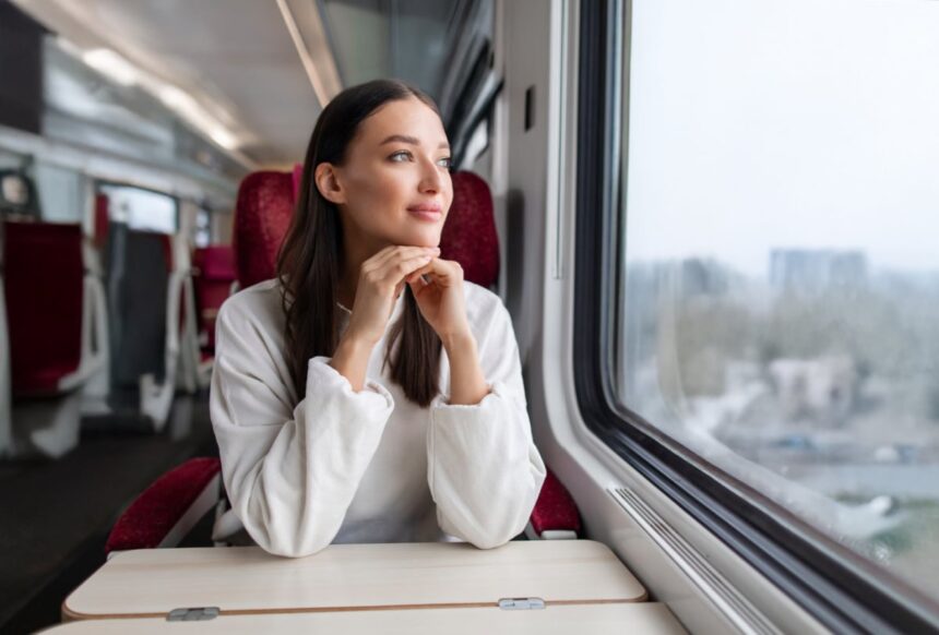 New High-Speed Train Will Link 2 Major Southern Cities In 90 Minutes (1)