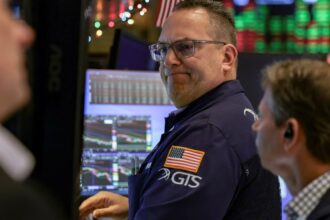 U.S. stocks show little reaction to Trump's extraordinary Venezuela action. Why investors see a bull case