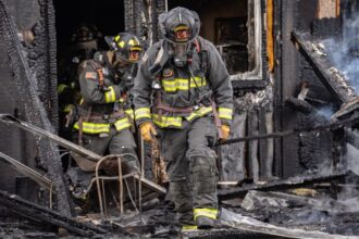 1 dies after flames consume northwest Aurora home