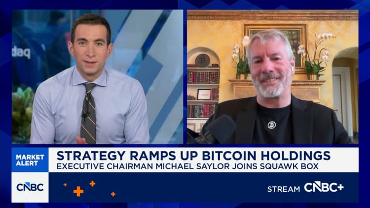 Michael Saylor downplays Strategy credit risk as bitcoin tumbles: 'We'll refinance the debt'