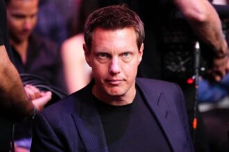 Warner Bros Rejects Paramount's Latest Offer, But Gives Studio A Week To Negotiate Better Deal