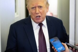 Trump Melts Down When Reporter Asks About Dead Soldiers Photo