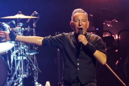 Bruce Springsteen Tears Into 'Snowflake' Trump In Tour Opener