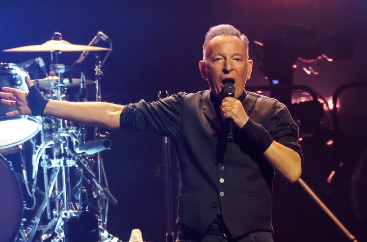 Bruce Springsteen Tears Into 'Snowflake' Trump In Tour Opener