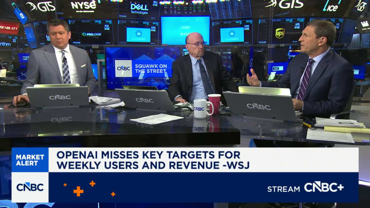 OpenAI reportedly missed revenue targets. Shares of Oracle and these chip stocks are falling