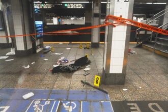 Stabbings On New York Subway Leave 3 Hurt As Police Shoot And Kill Knife-Wielding Man, Officials Say