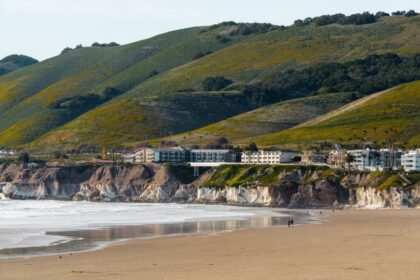 Beautiful beach and rolling hills in Pismo Beach