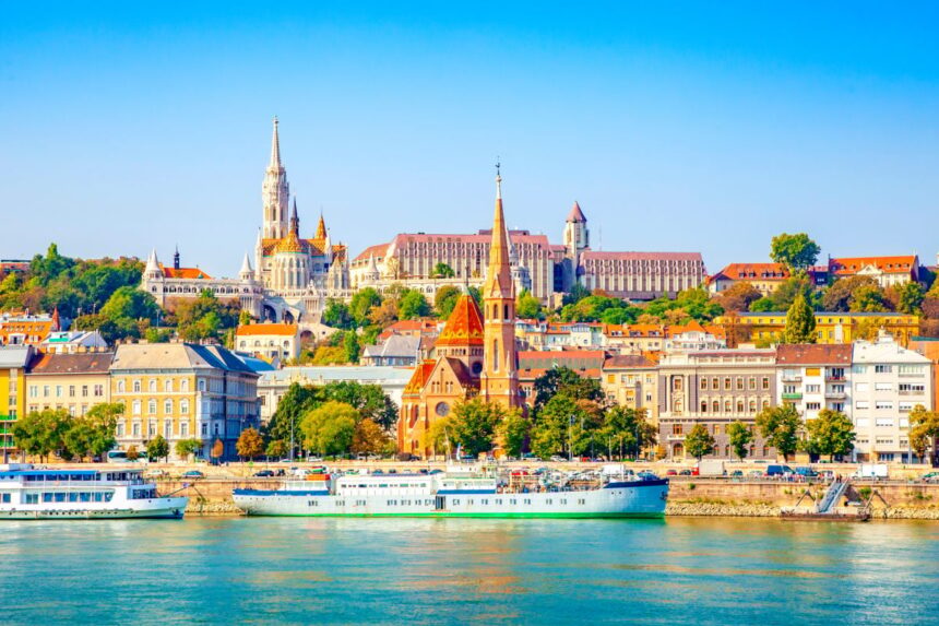 Budapest skyline, Buda castle and Danube river