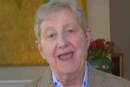 GOP Senator Makes Weird Insinuation About Obama And Colbert: 'Get A Motel Room'