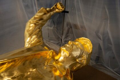 MAGA Pastor Defends New Trump Statue Amid Biblical Comparison