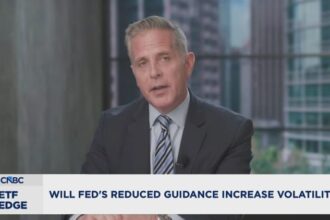 Bond ETF flows surge, up a 'shocking' 60%, says BlackRock exec