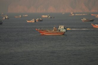 Iran reportedly closes Strait of Hormuz again, raising doubt over talks