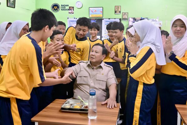 Targeting ‘Budget Efficiency,’ Indonesia Announces Changes to Free Meal Program