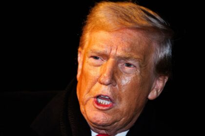 Trump Posts 3 Images In A Single Minute Just Before Midnight