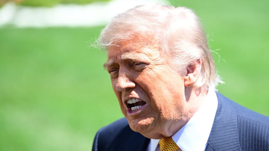 Trump Shares Some Unsettling Advice In 1 A.M. Social Media Rant